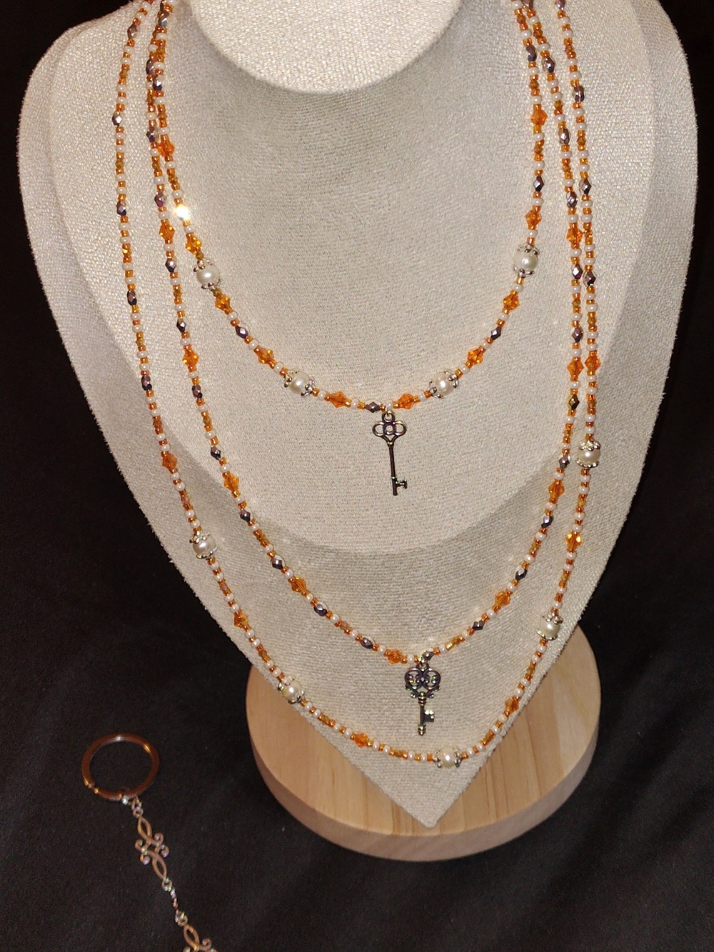New Dainty Key Chain Pendant Orange Layered Necklace with Freshwater Pearls